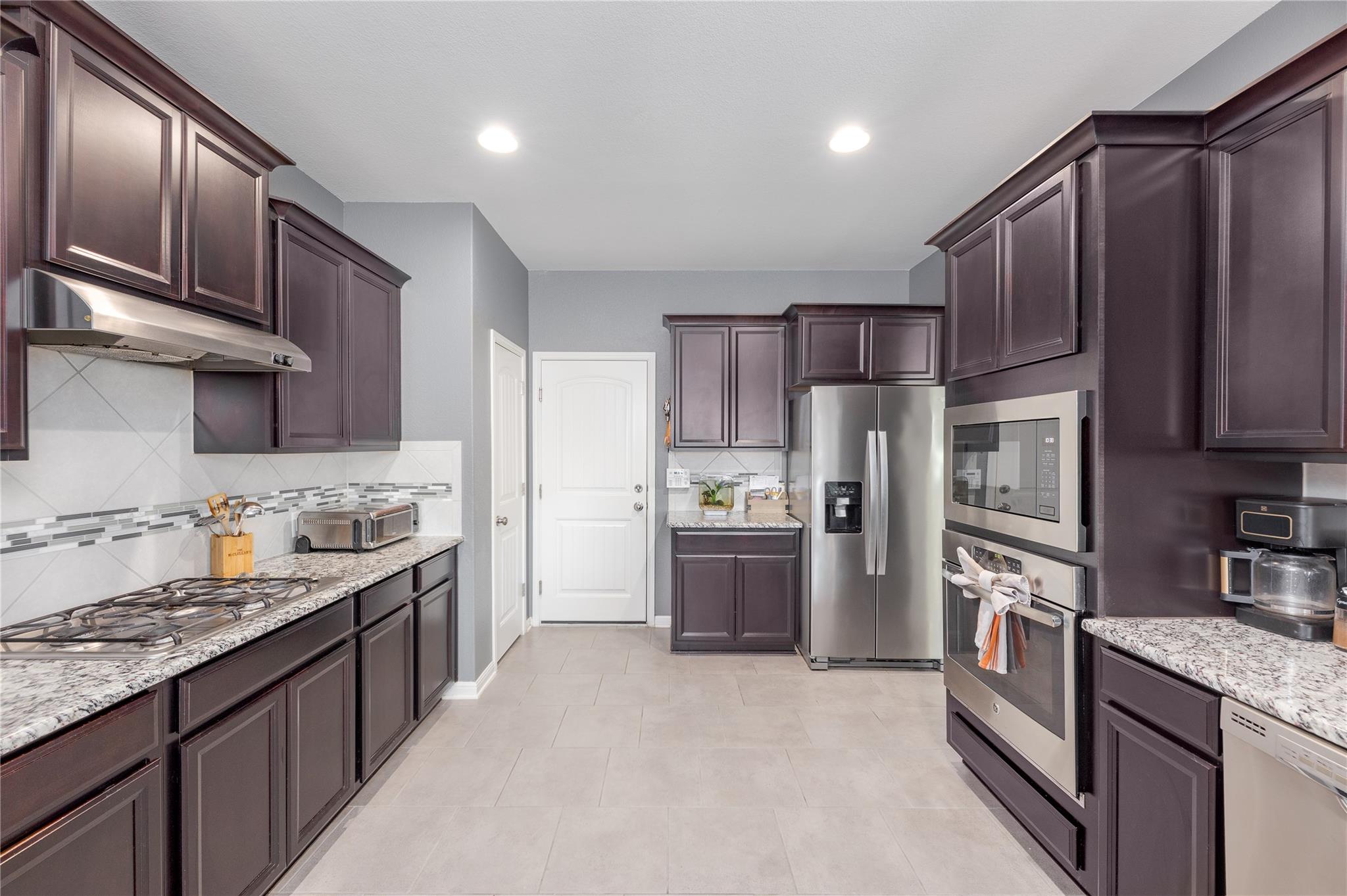 1309  Daylily Loop, photo 10