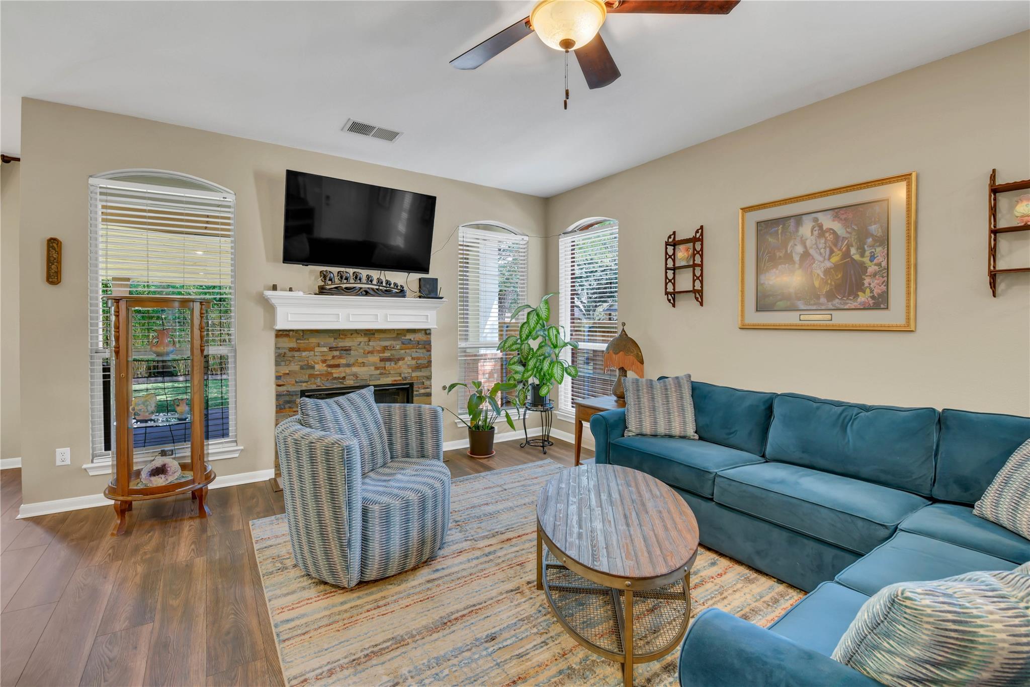 741  Bent Wood Pl, photo 4