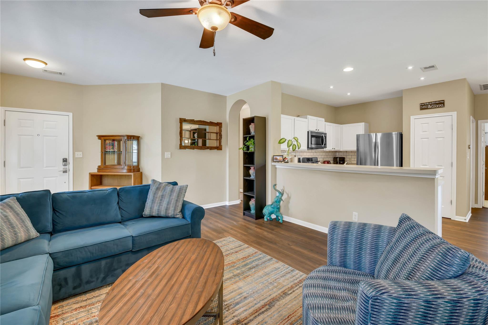 741  Bent Wood Pl, photo 5