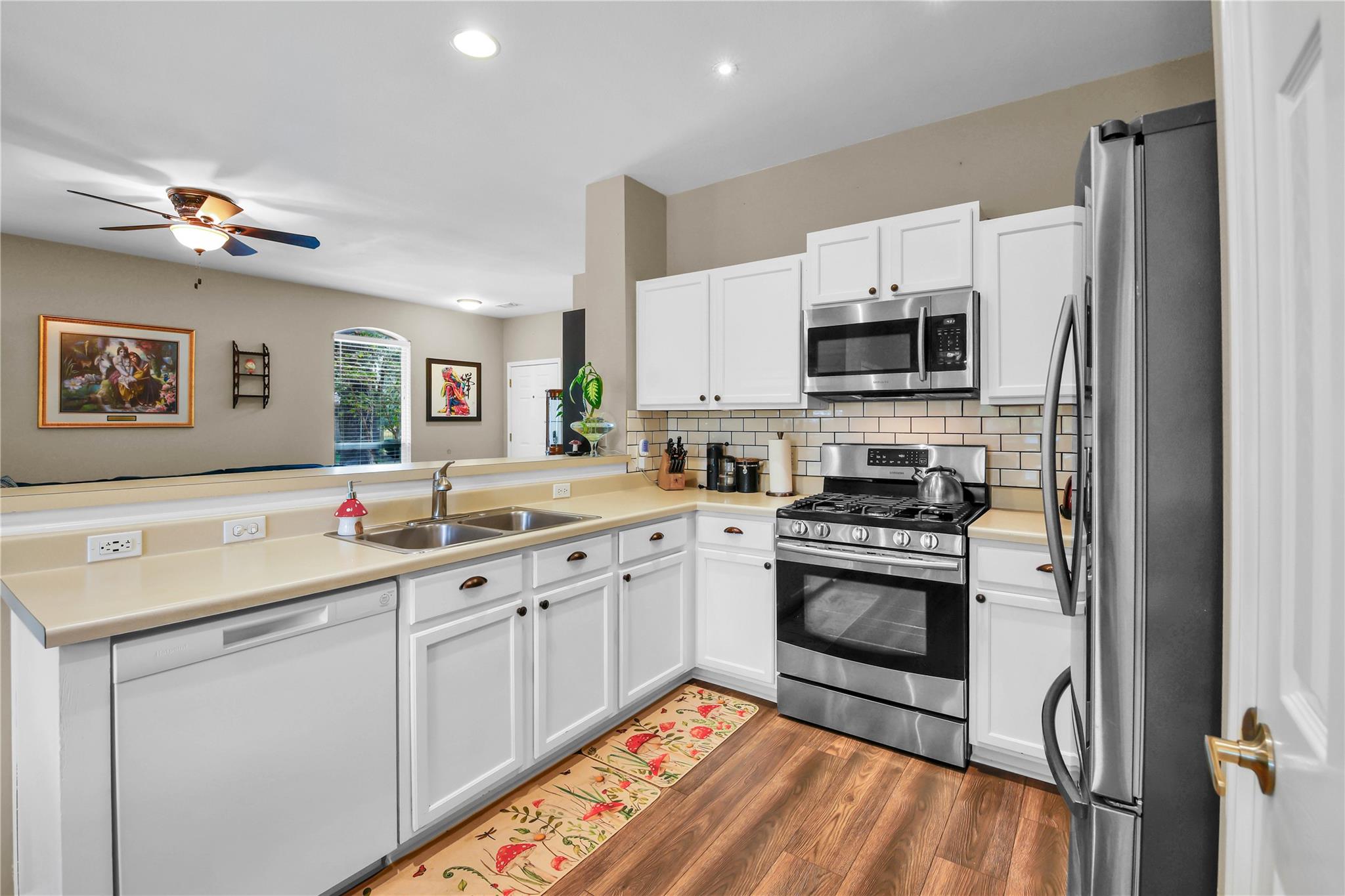 741  Bent Wood Pl, photo 6
