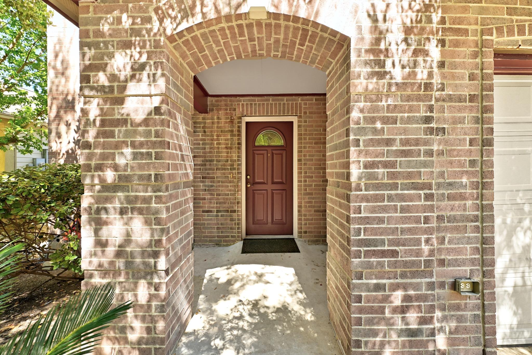 7908  Running Water Dr, photo 3