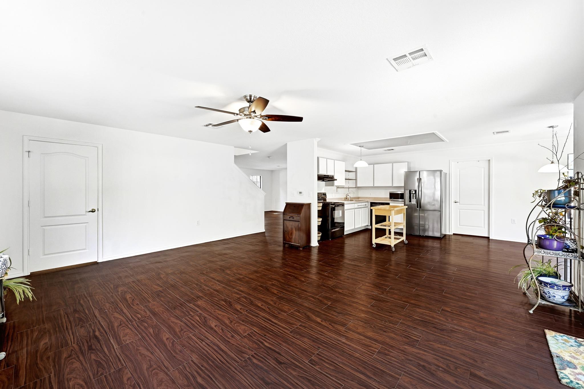 7908  Running Water Dr, photo 10