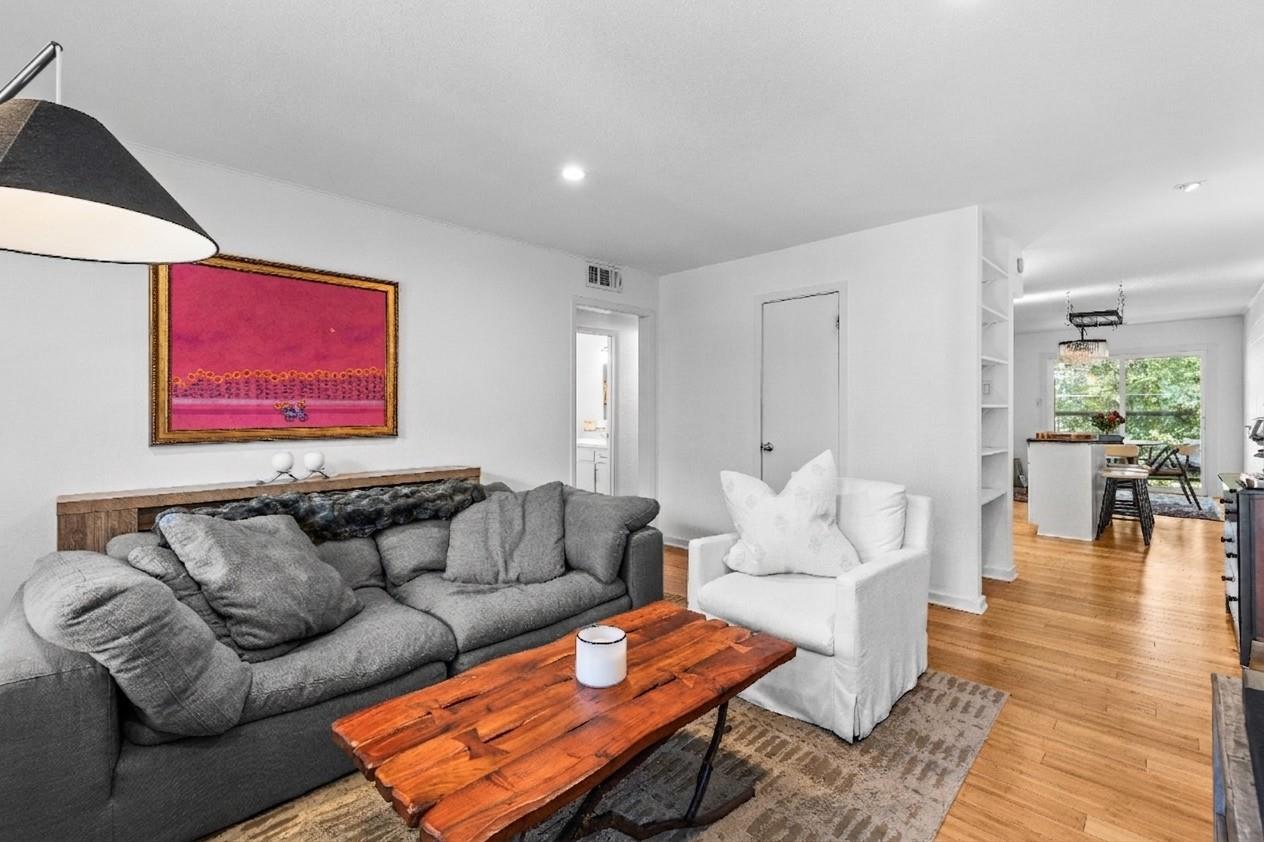 2303  East Side Dr  #210, photo 4