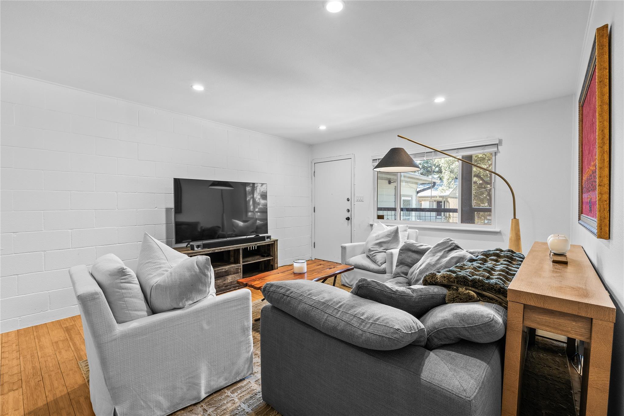 2303  East Side Dr  #210, photo 5