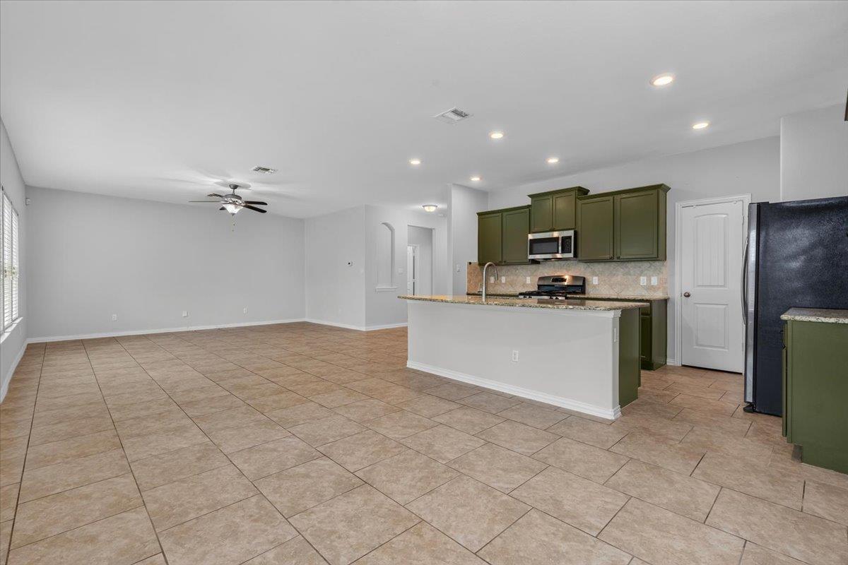 249  Shale Cir, photo 11