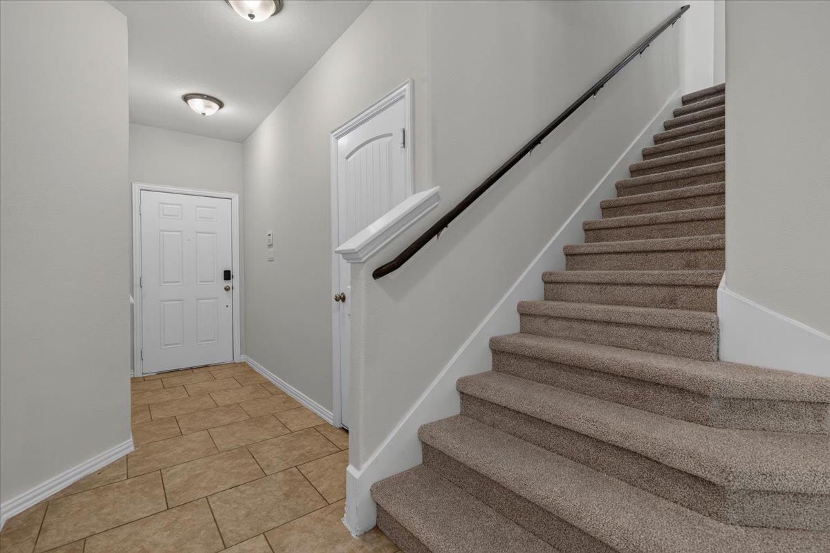 249  Shale Cir, photo 5