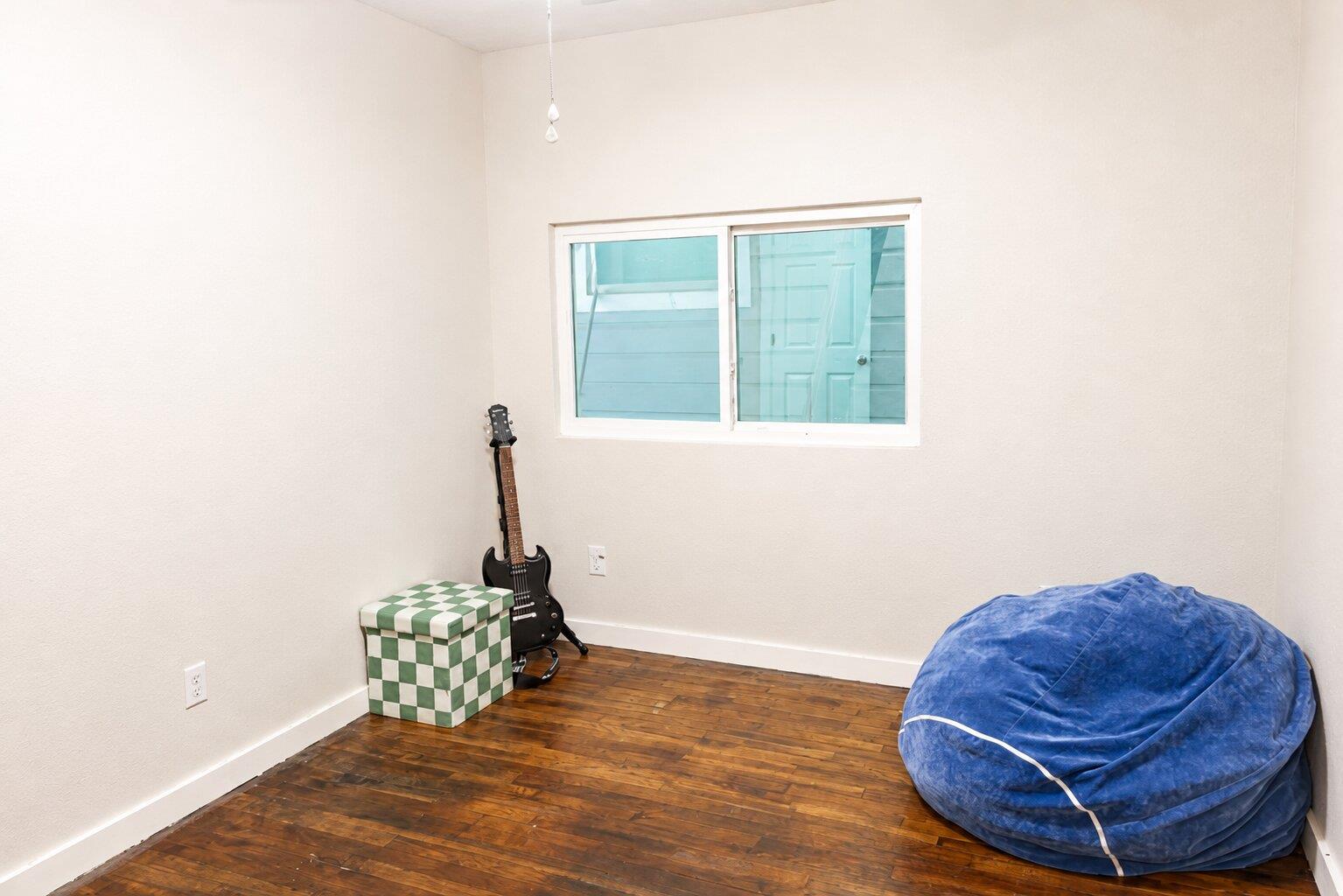 800  Barbara Dr, photo 11