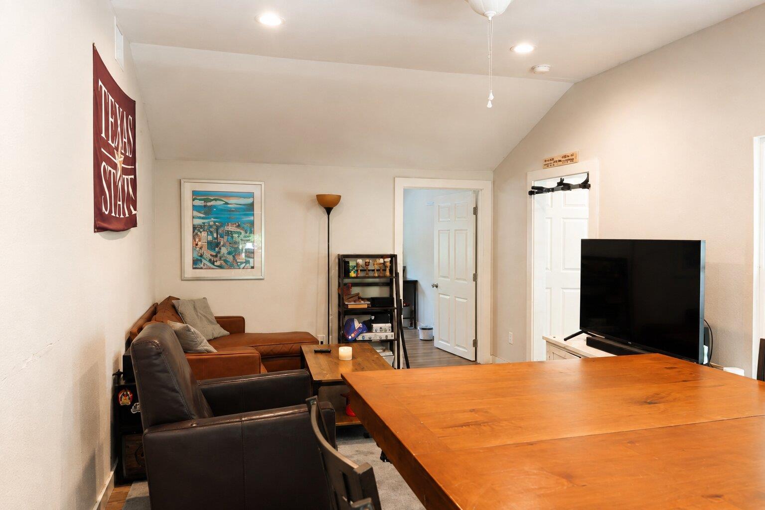800  Barbara Dr, photo 6