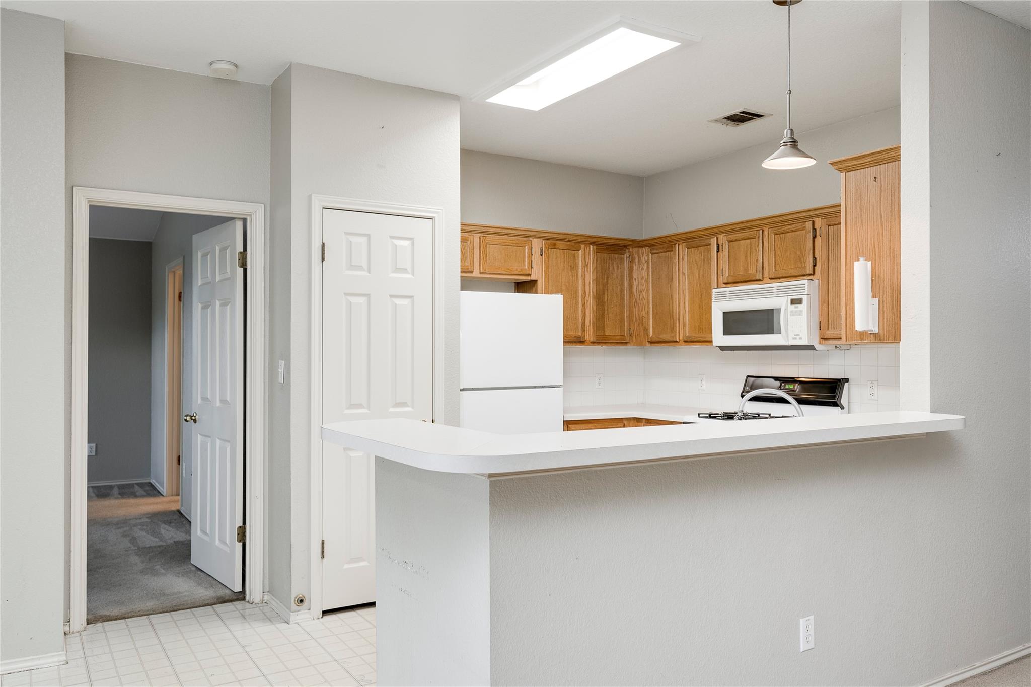 1404  Wheatfall Ln, photo 6