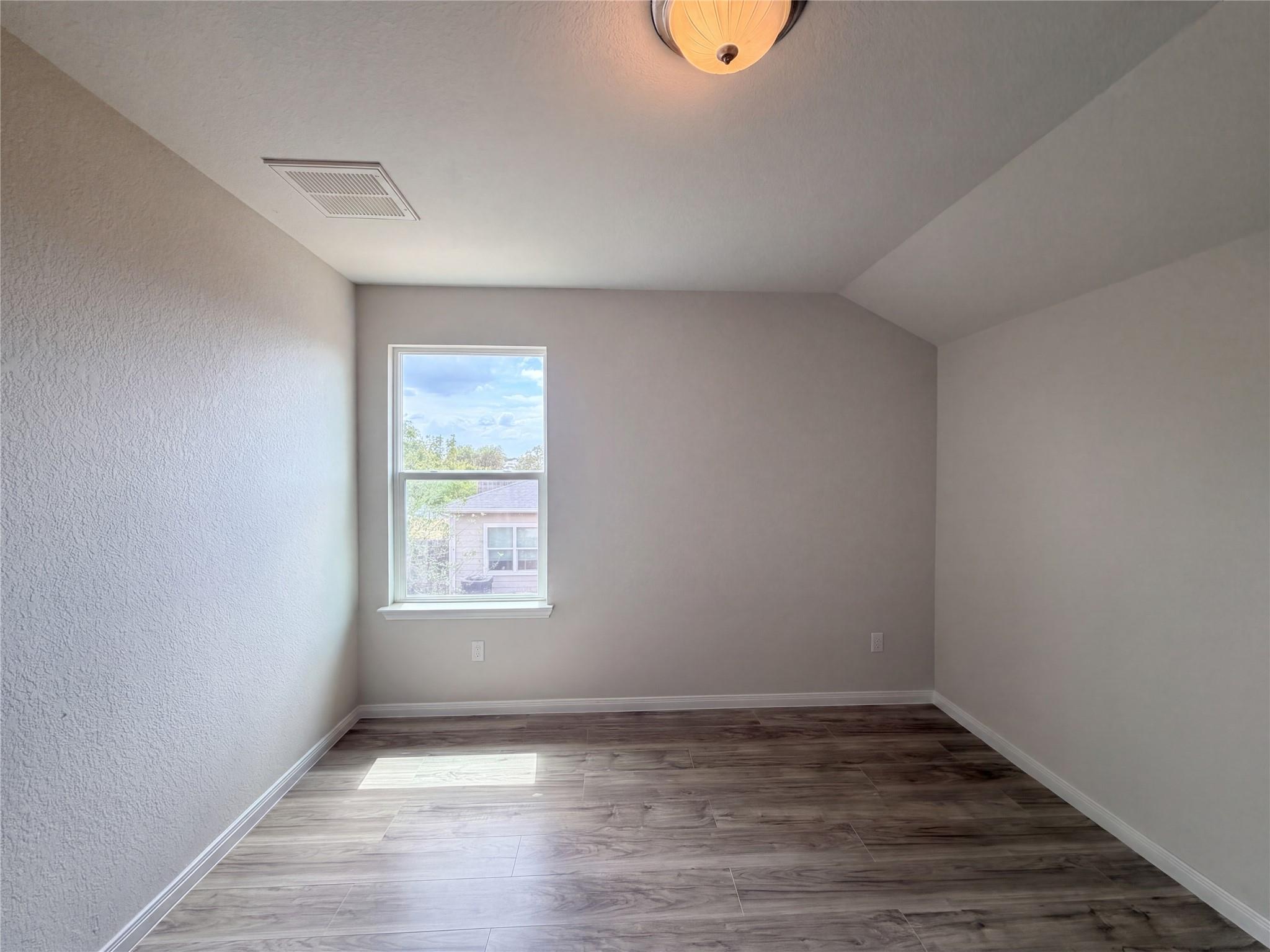 1508  Ferryman Dr, photo 9