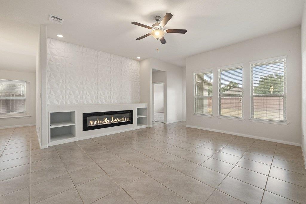 1214  Chad Dr, photo 2