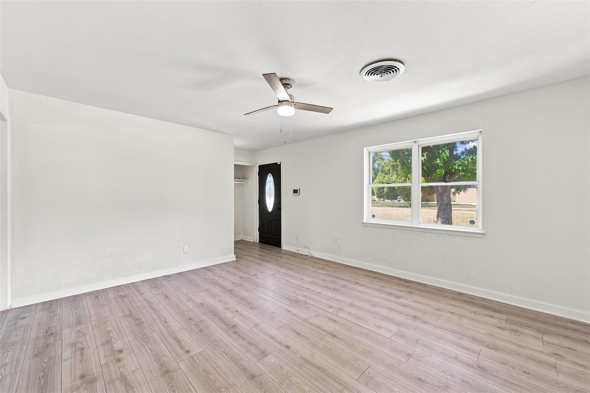 1508  Bowie Ct, photo 4
