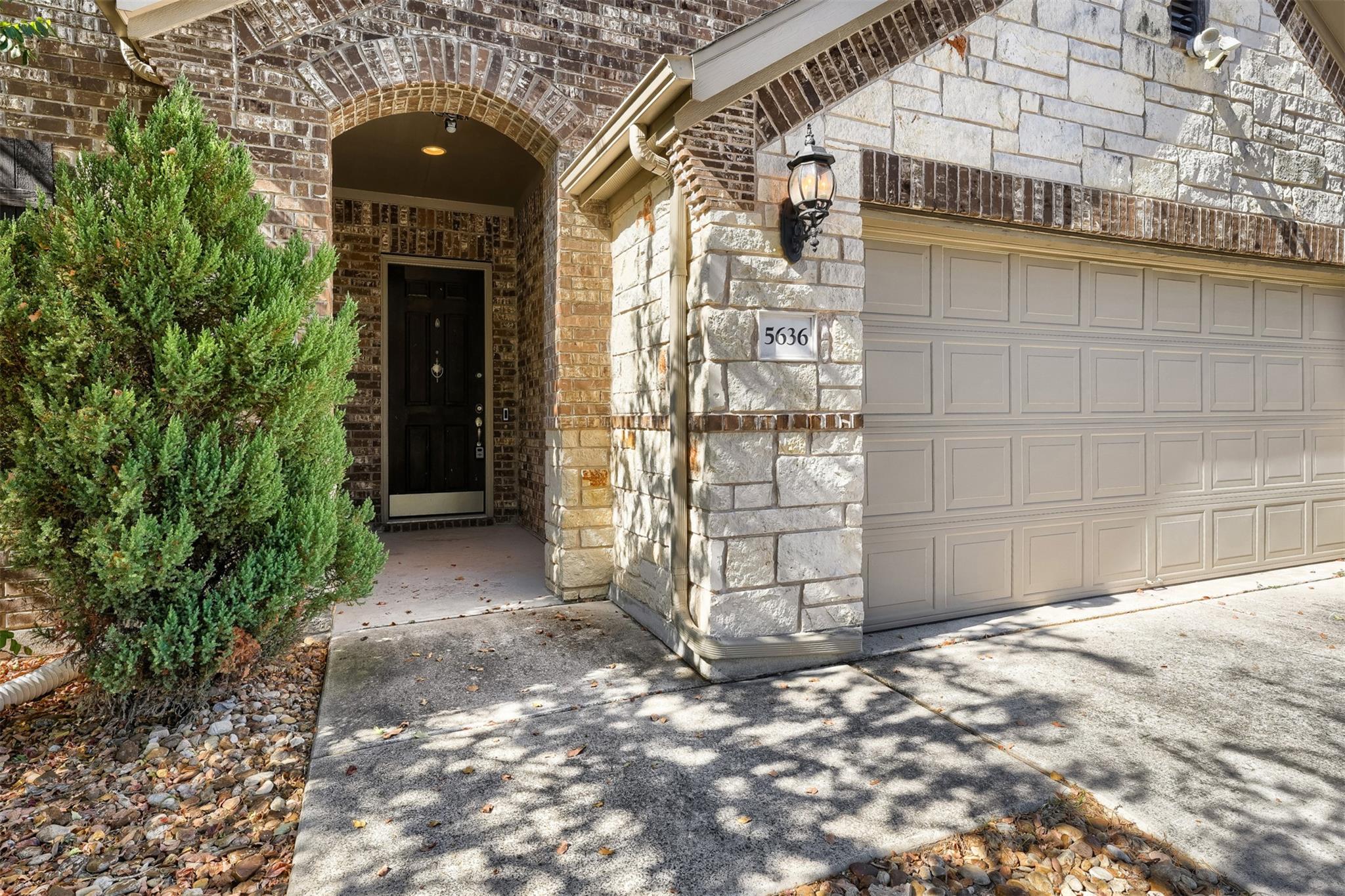 5636  Corsica Loop, photo 2