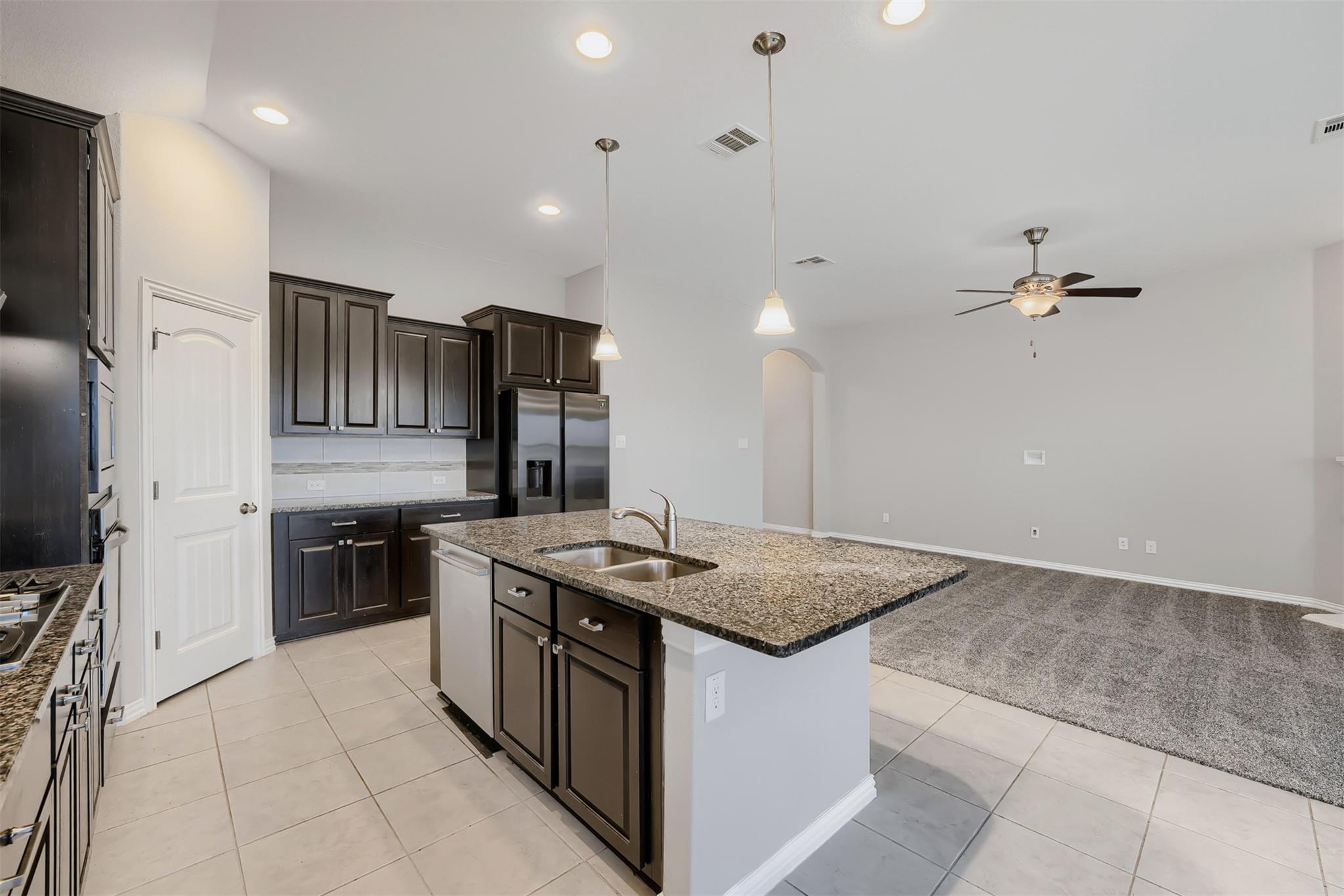5636  Corsica Loop, photo 11