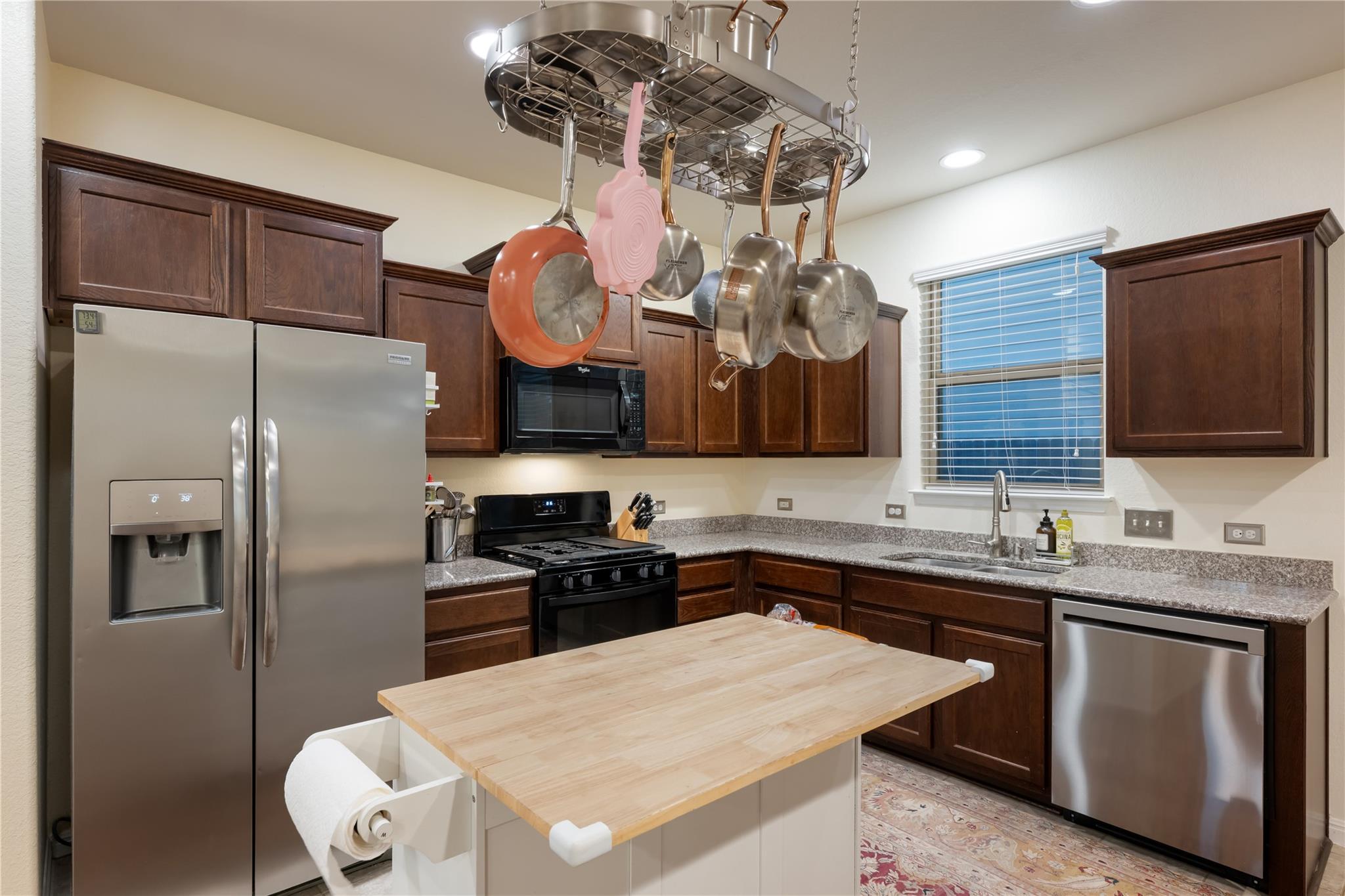 326  Pearl Way, photo 12