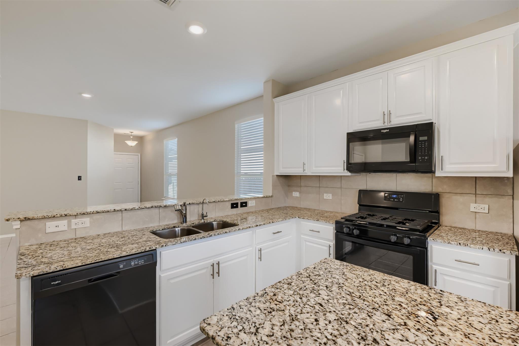 324  Harper Ln, photo 7
