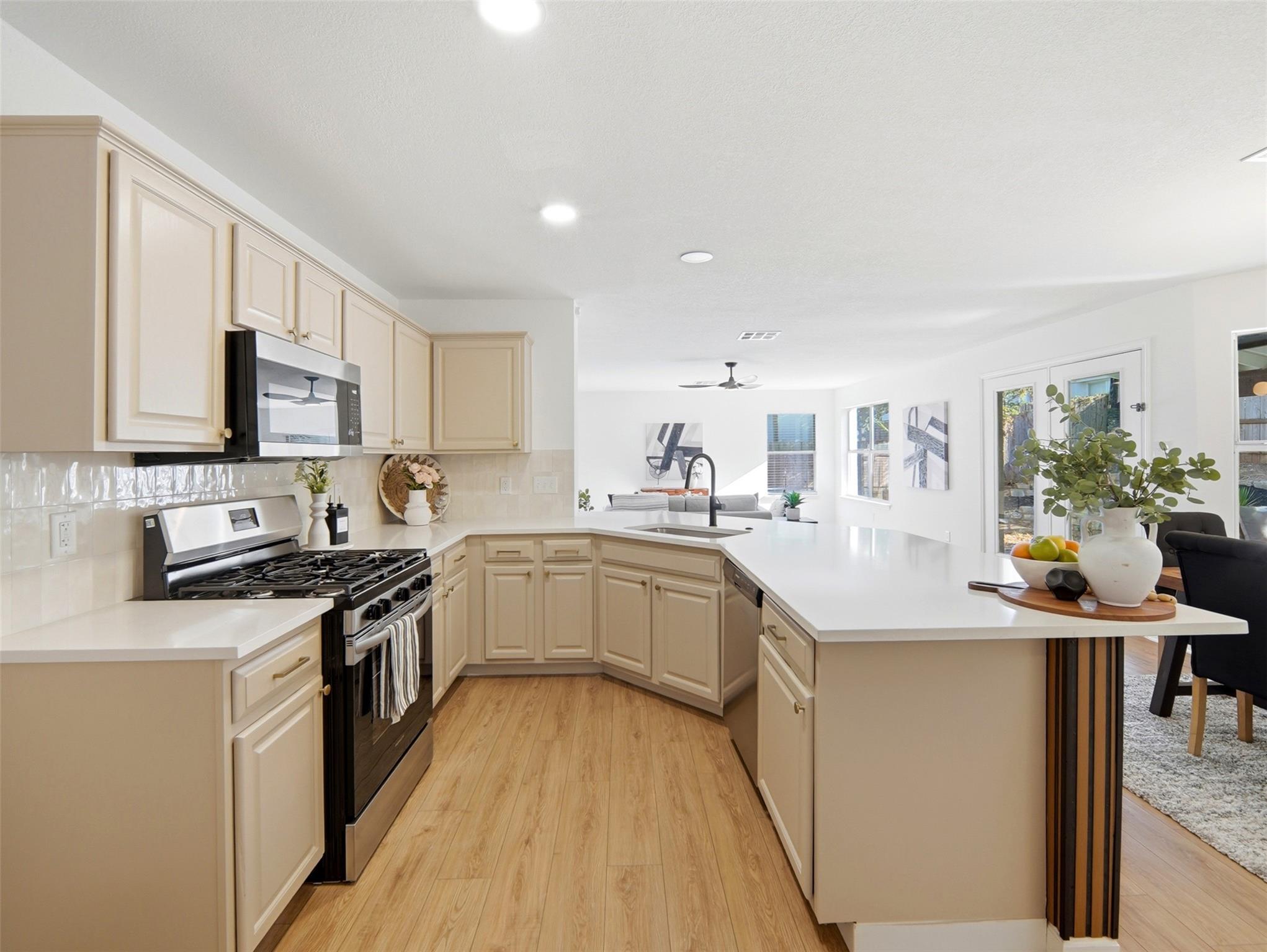 1808  Whirlwind Trl, photo 11