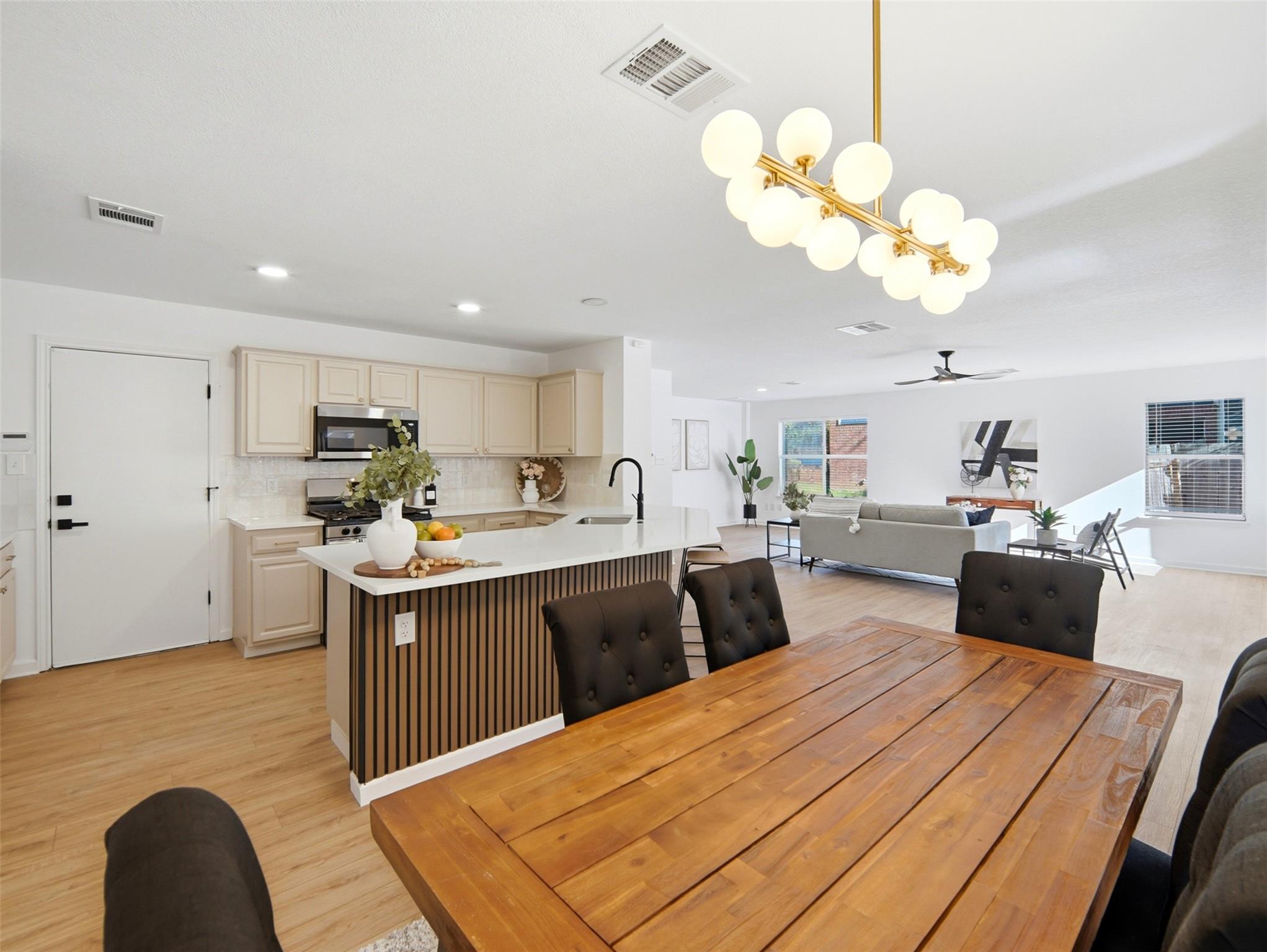 1808  Whirlwind Trl, photo 9