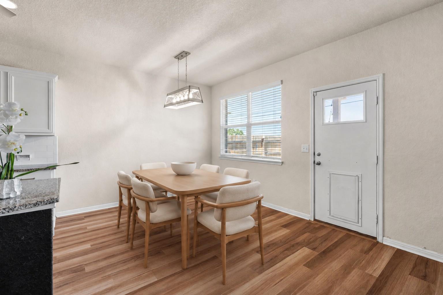 233  Frederick Dr, photo 10