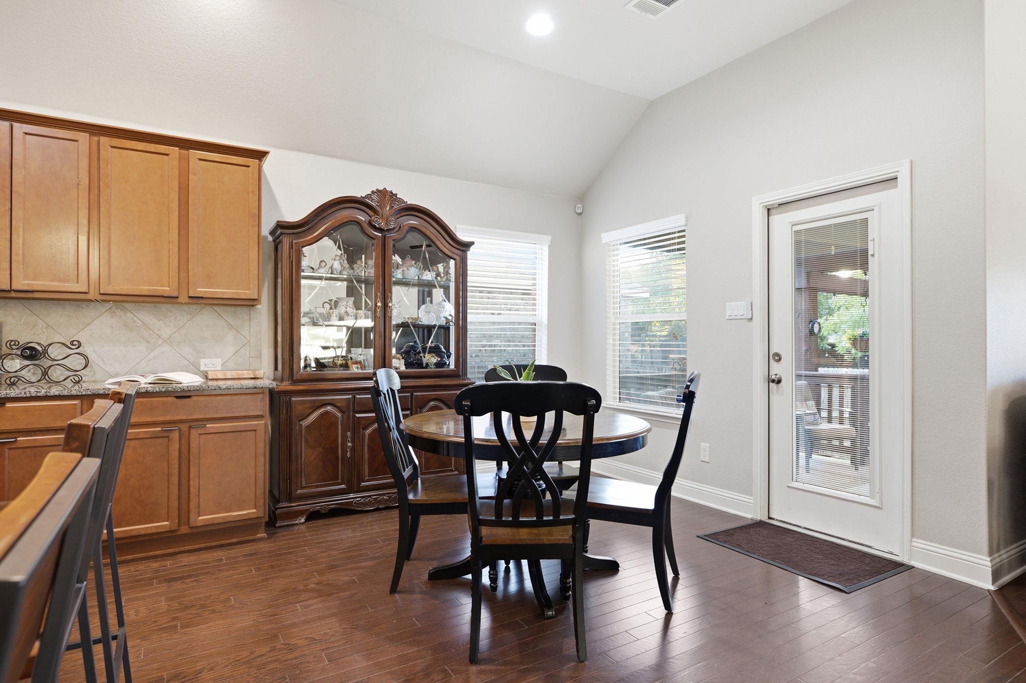 2920  Salvador Ln, photo 11
