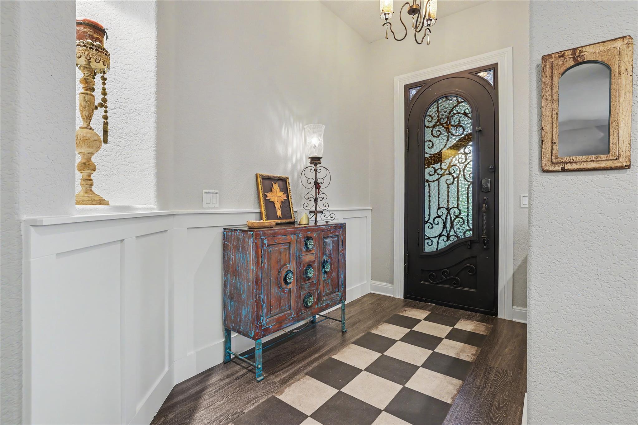 111  Brazos Dr, photo 7