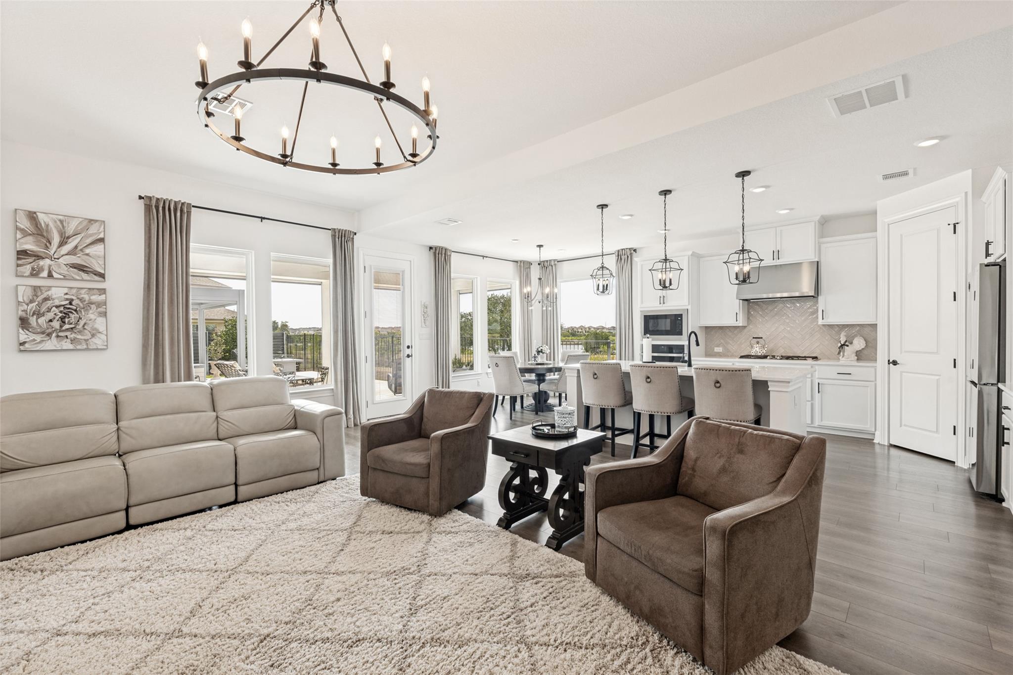 409  Gridiron Cv, photo 6