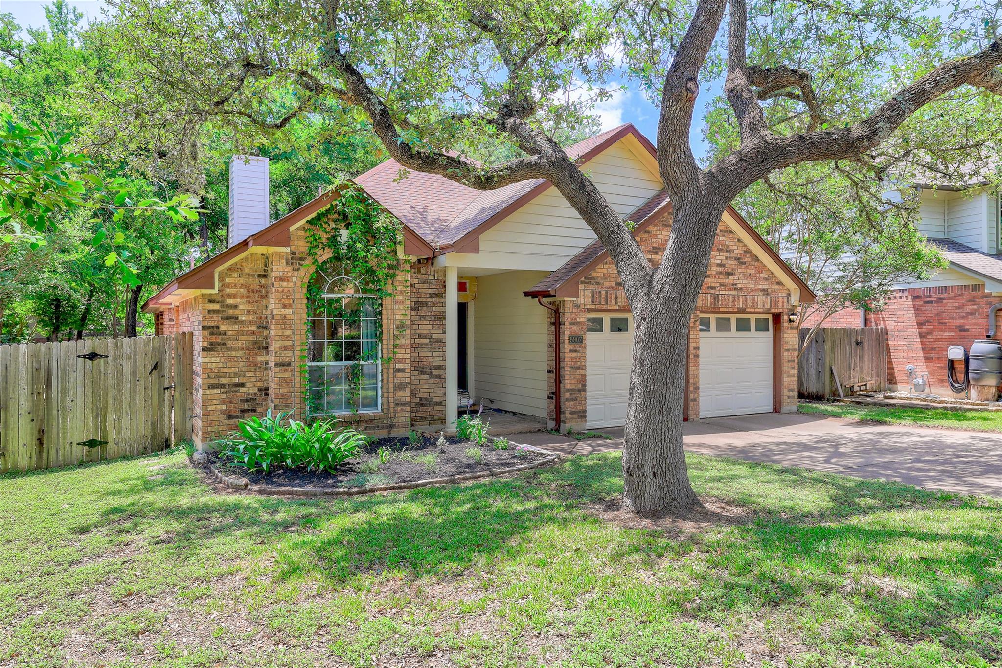 5907  Shanghai Pierce Rd, photo 3