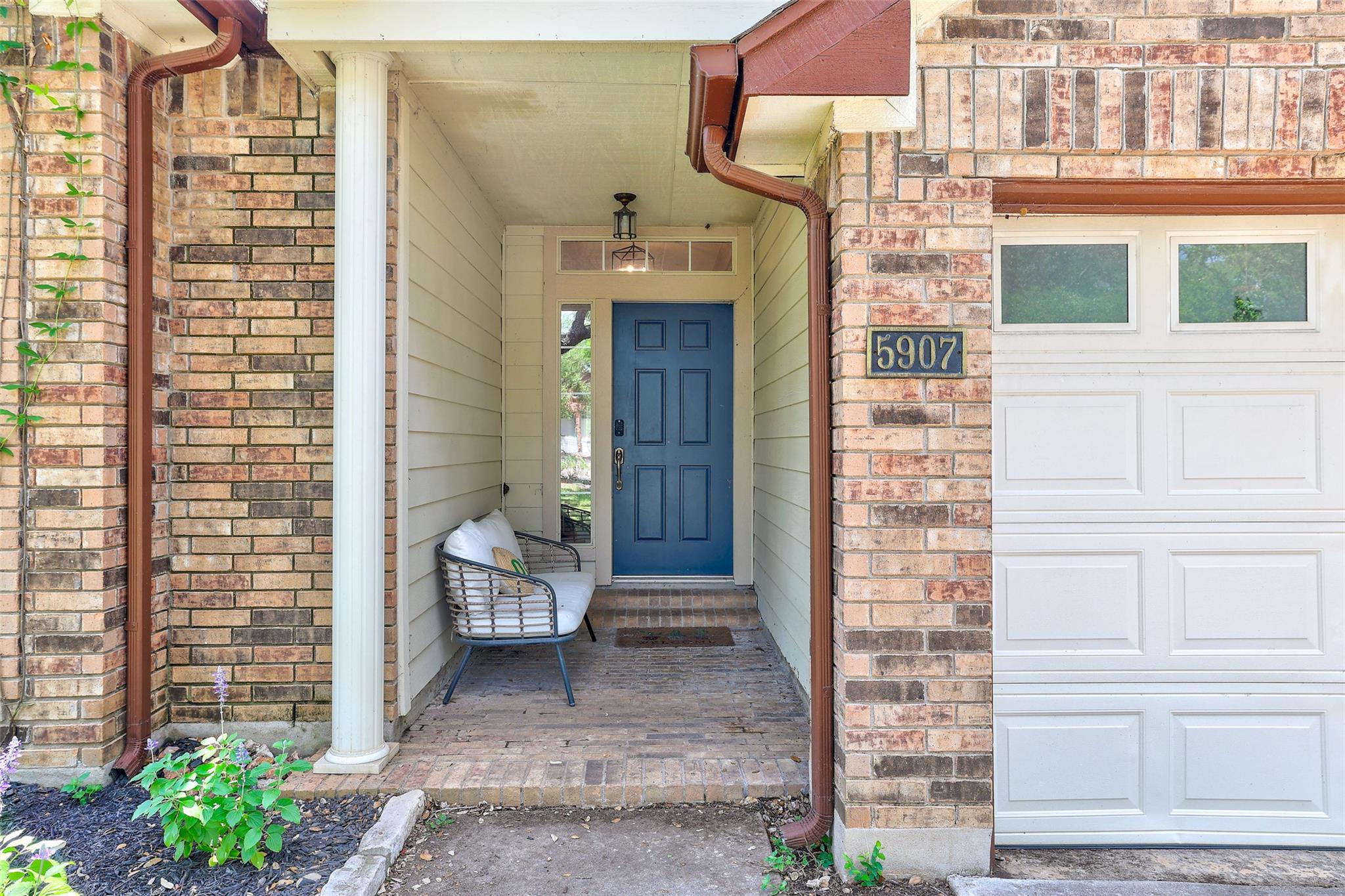 5907  Shanghai Pierce Rd, photo 4