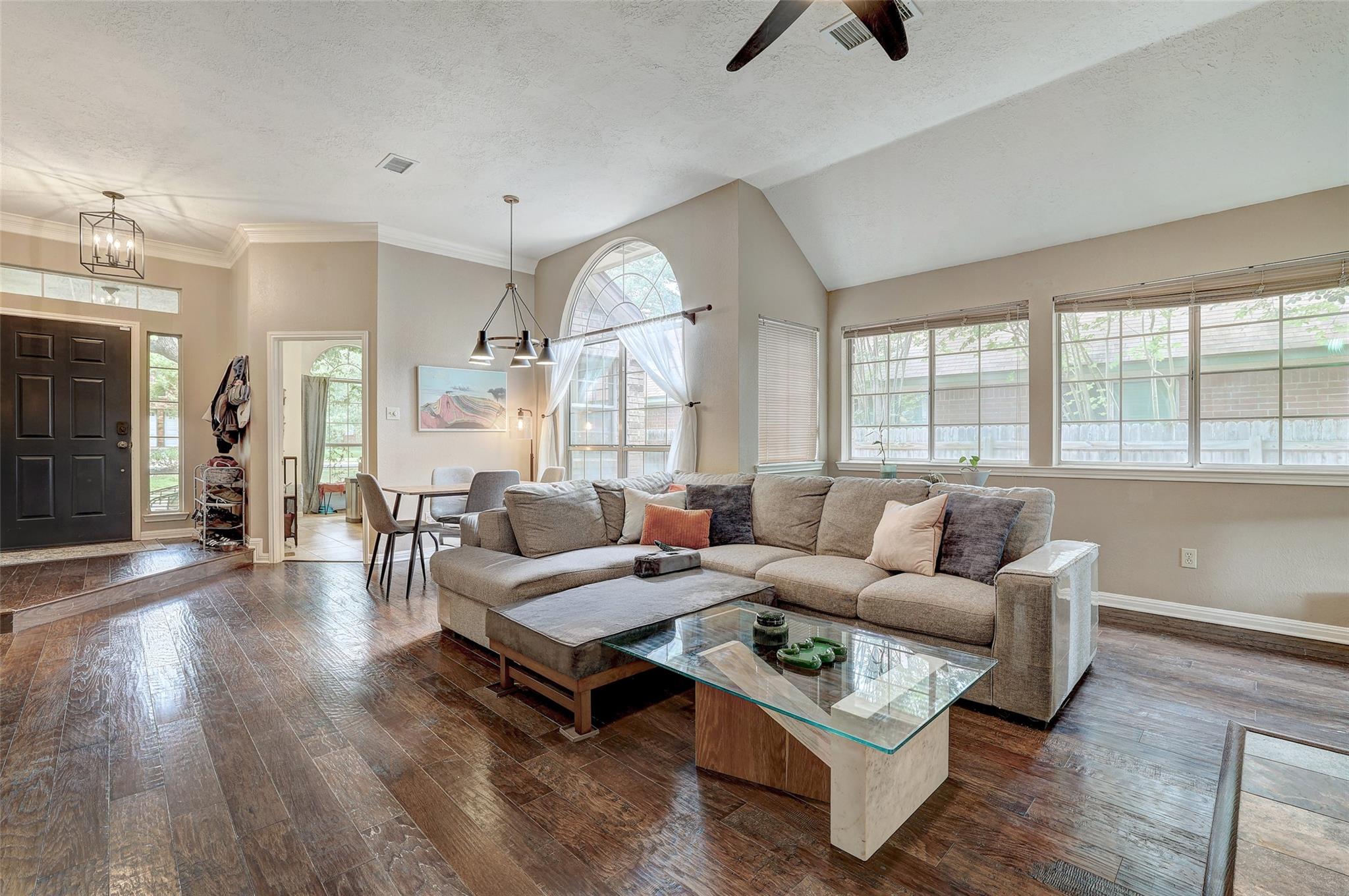 5907  Shanghai Pierce Rd, photo 10