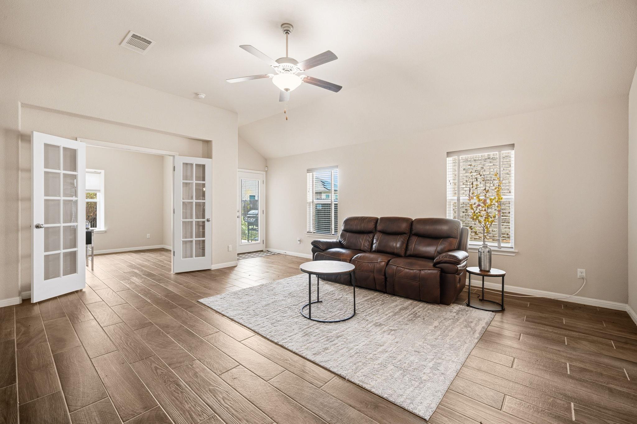 19024  Scoria Dr, photo 4