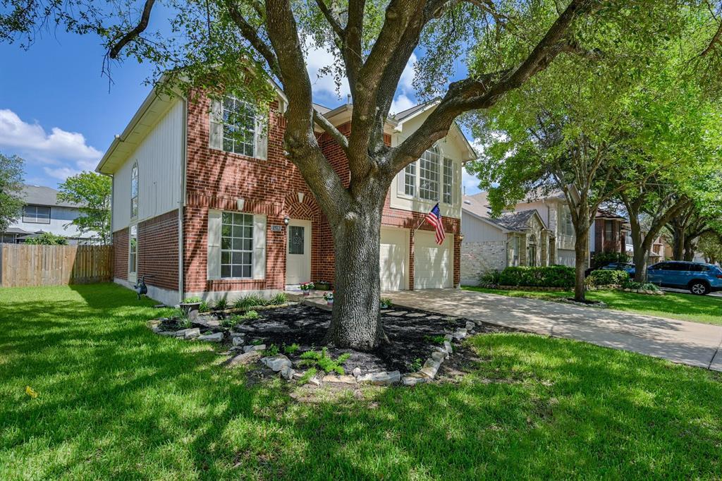 15316  Ecorio Dr, photo 3