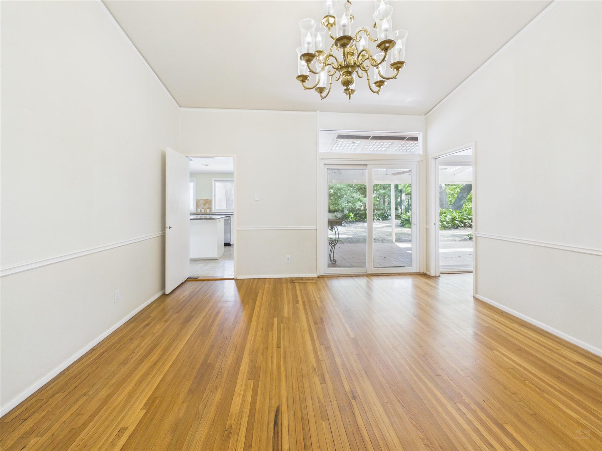 1202  Belmont Pkwy, photo 4