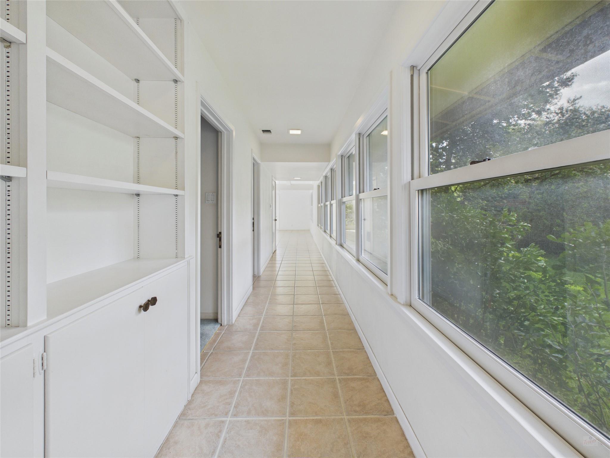 1202  Belmont Pkwy, photo 5