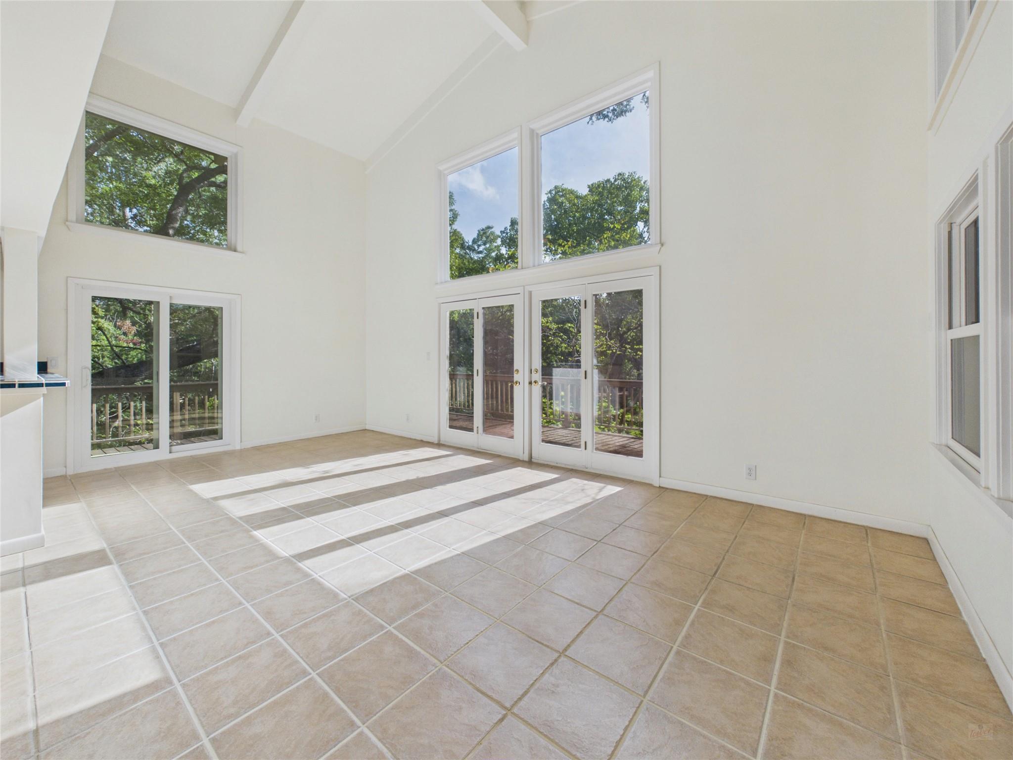 1202  Belmont Pkwy, photo 6