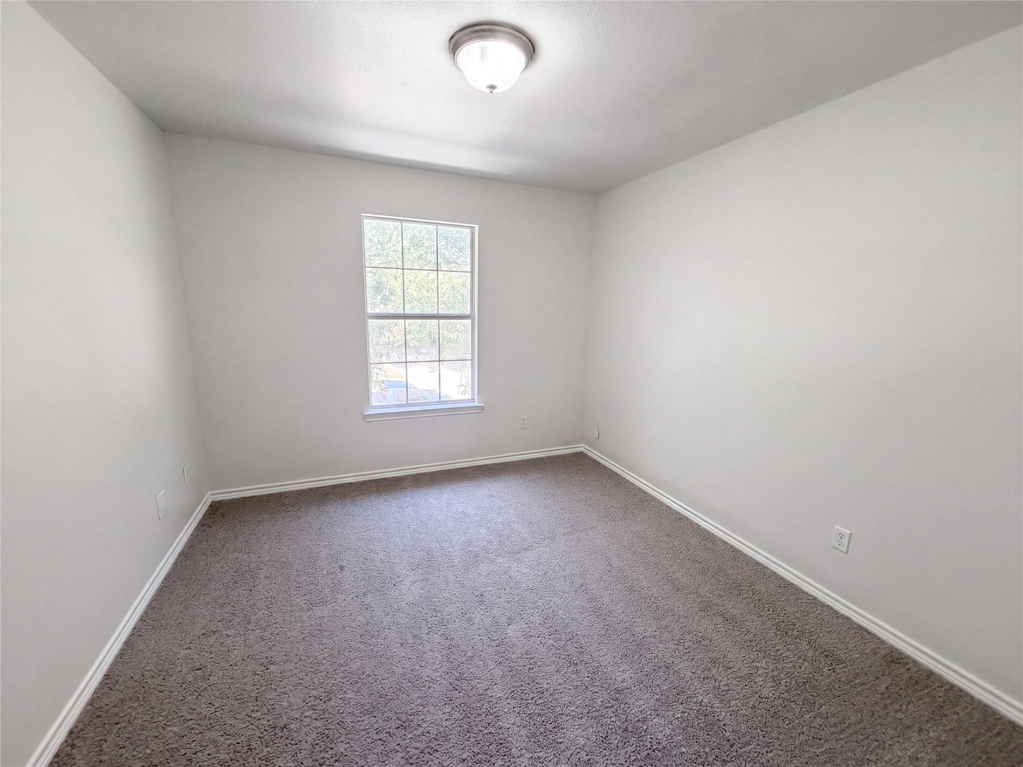 1555  Parkfield Cir, photo 11