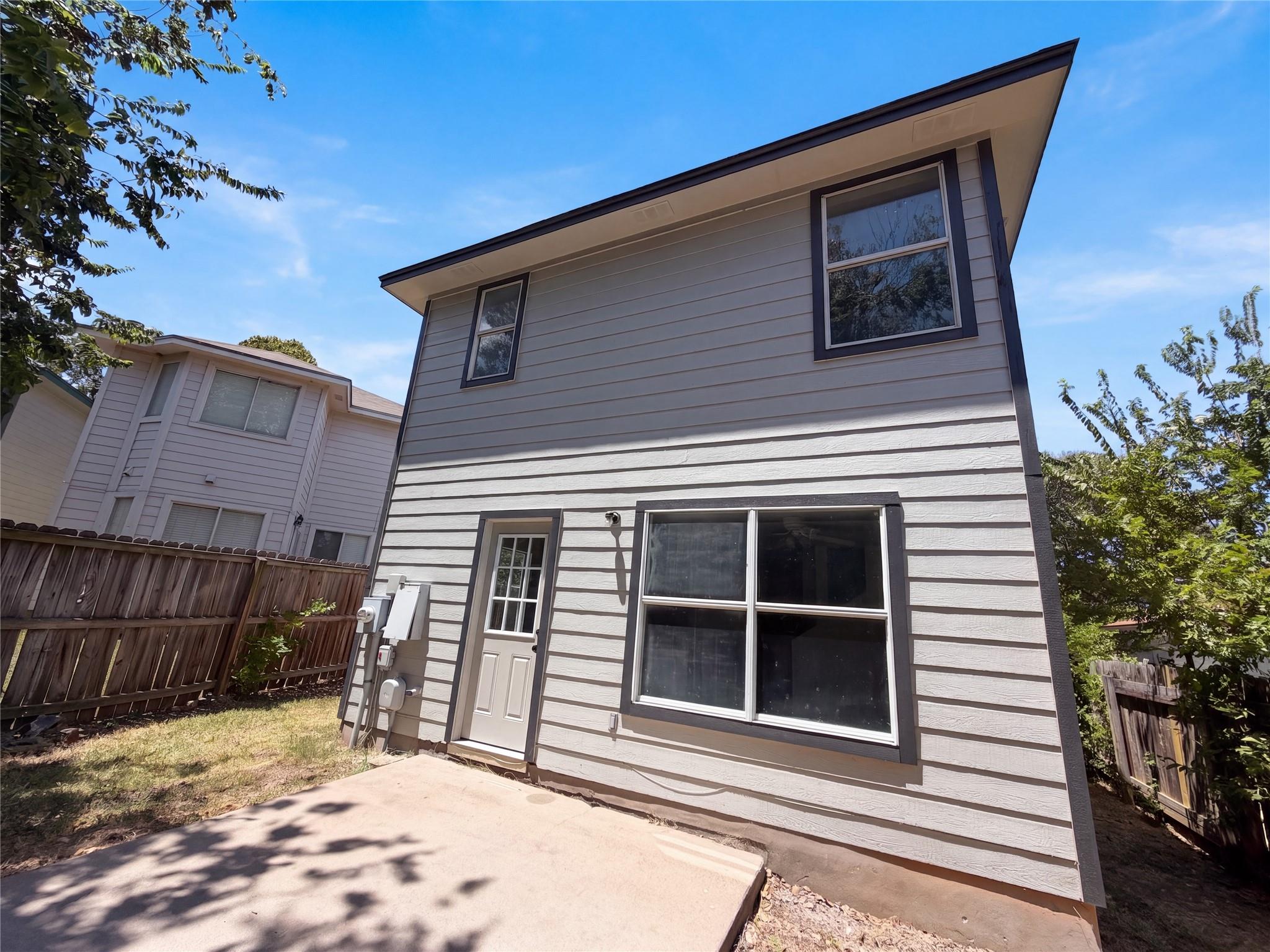 1555  Parkfield Cir, photo 5