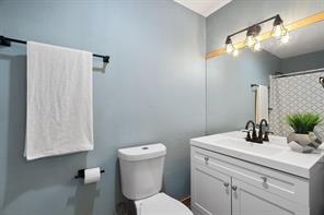 4913  Misty Slope Ln, photo 11