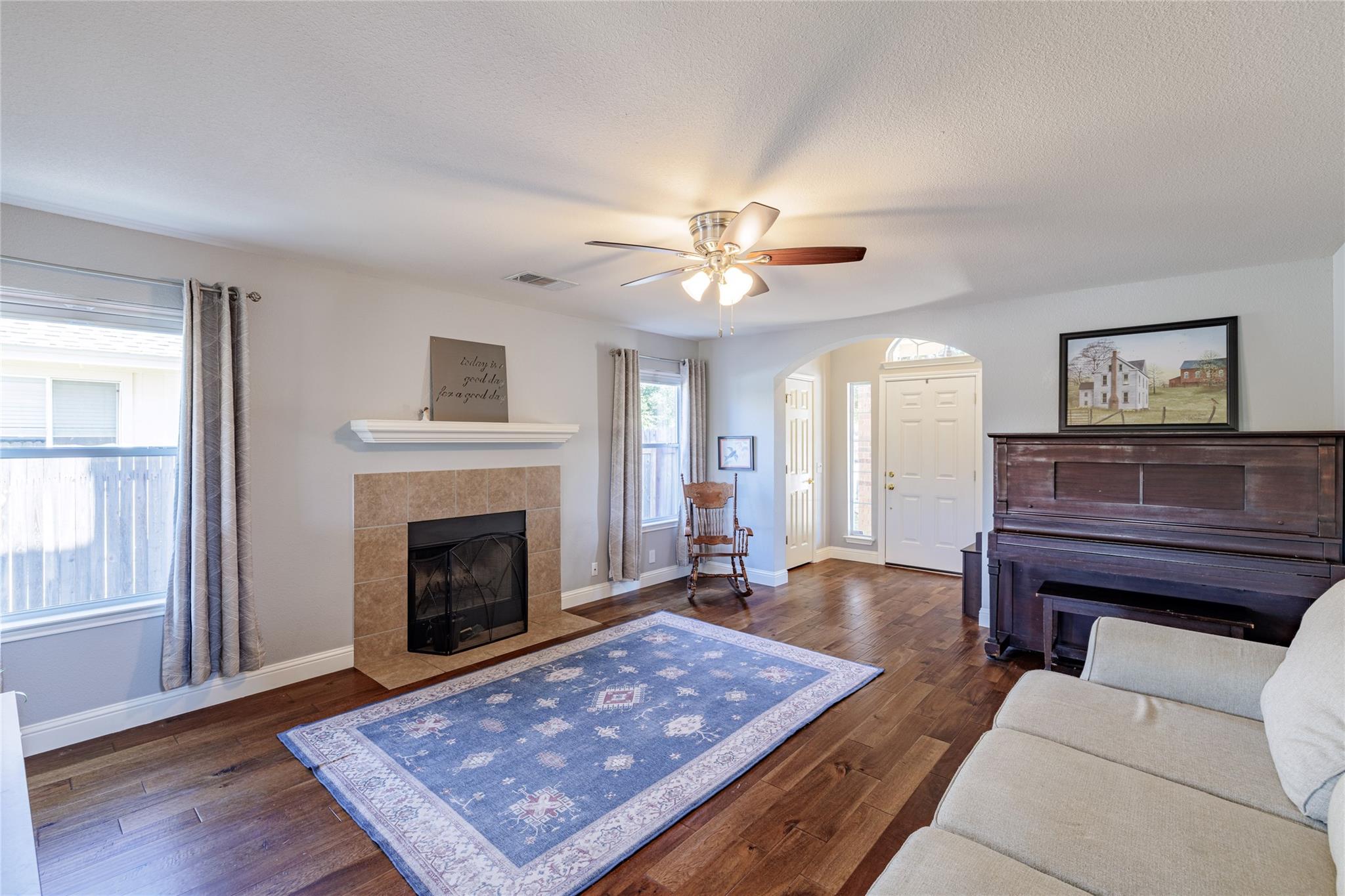 204  Precipice Way, photo 5