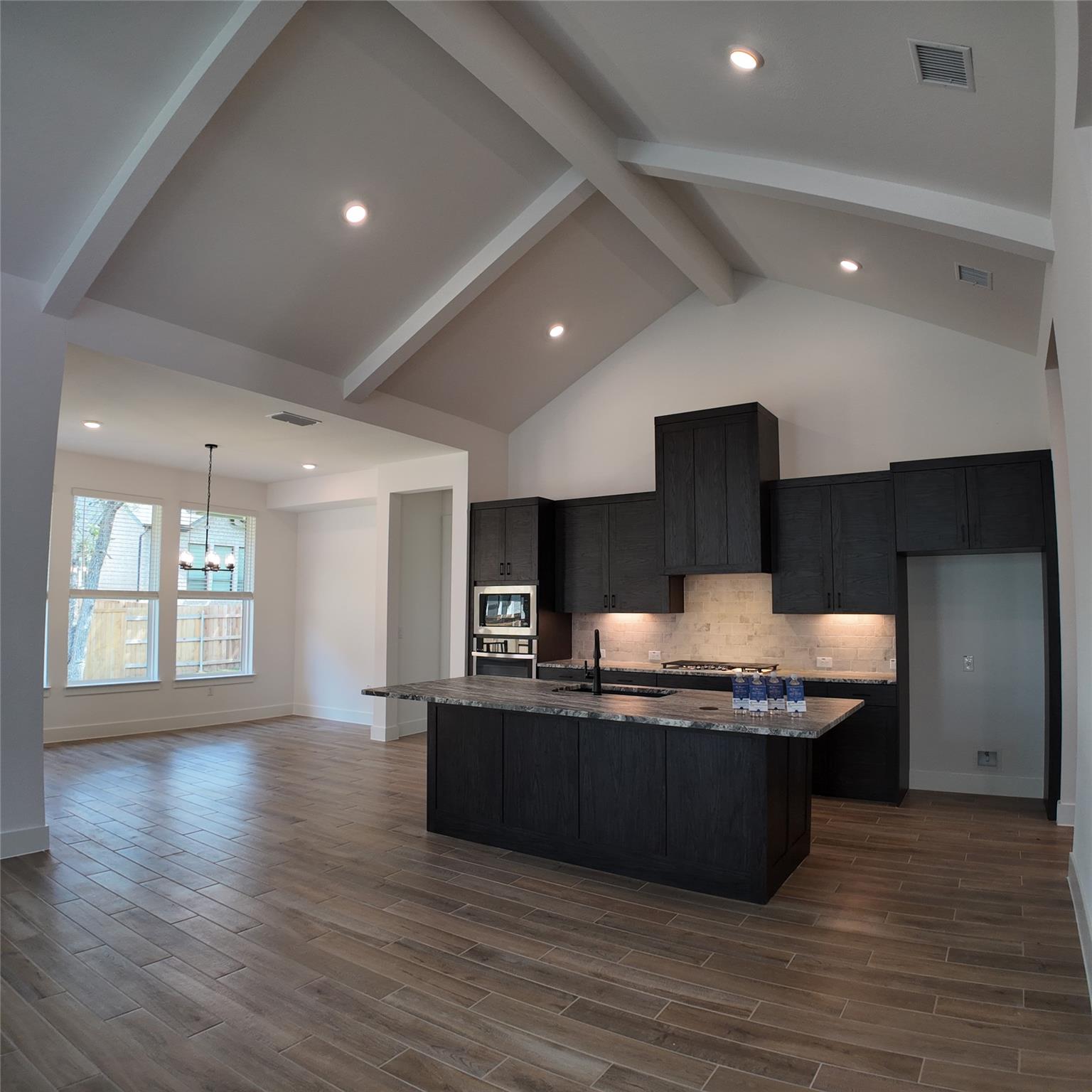 315  Seaside Sparrow Way, photo 6