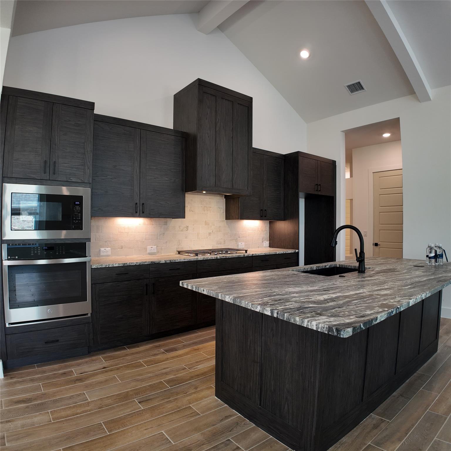 315  Seaside Sparrow Way, photo 8