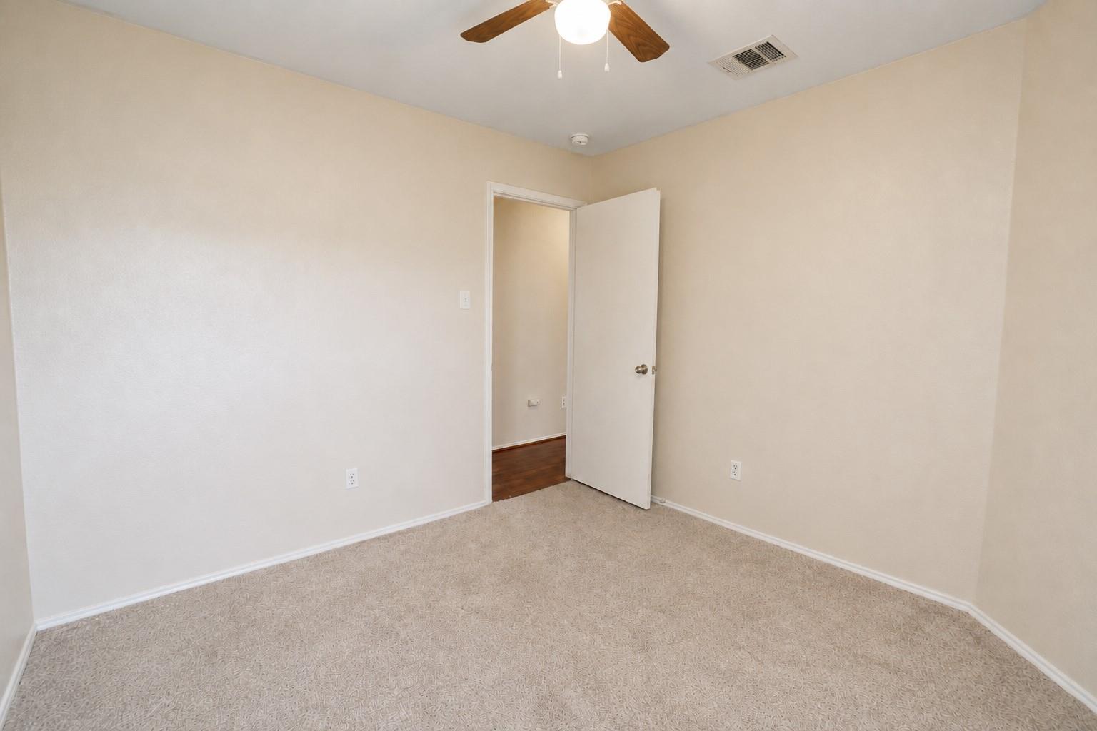 1107  CANADA WILD Dr, photo 11
