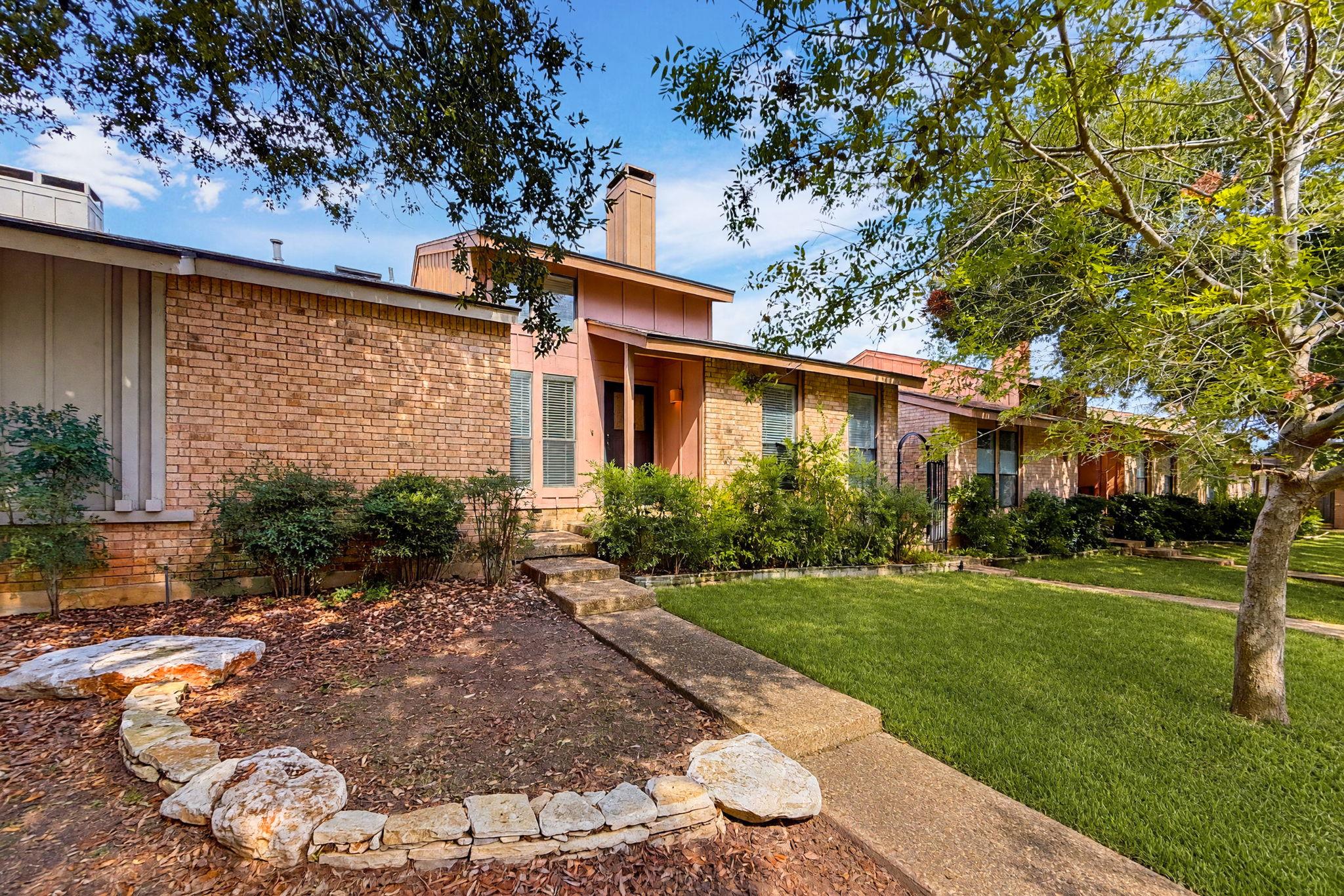 7903  TEALWOOD Trl, photo 3
