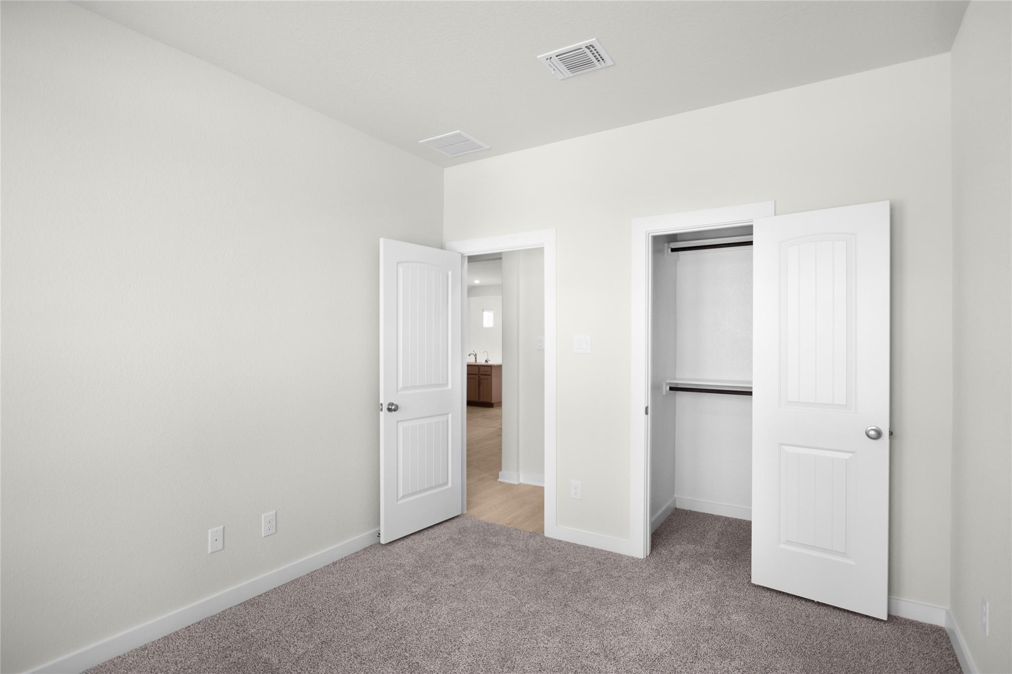 19509  Erna Dr, photo 5