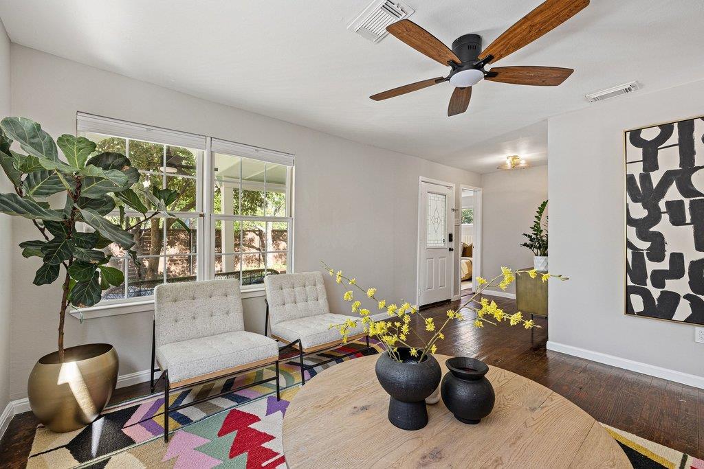 1709  Chicon St, photo 8