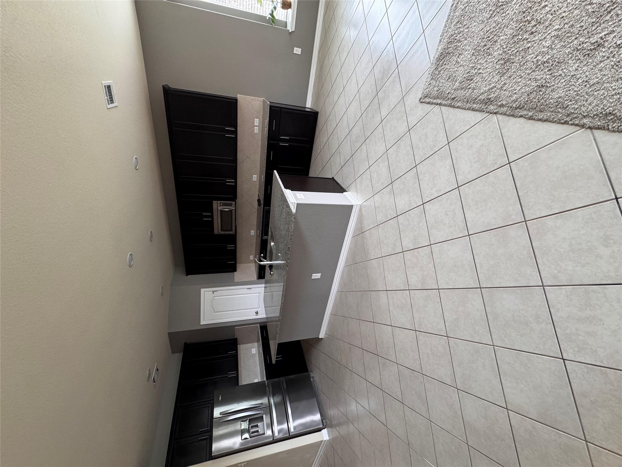 914  Emory Stable Dr, photo 6