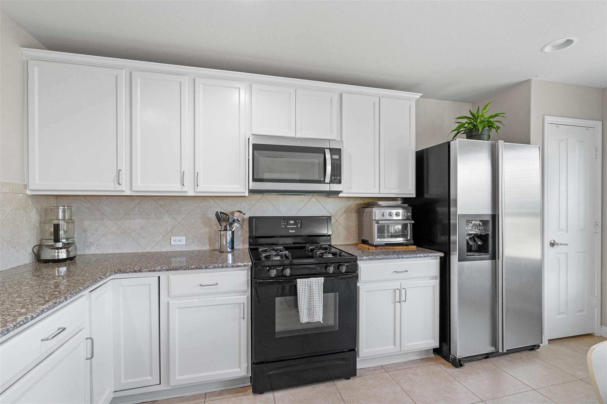 323  Salado Creek Ln, photo 12