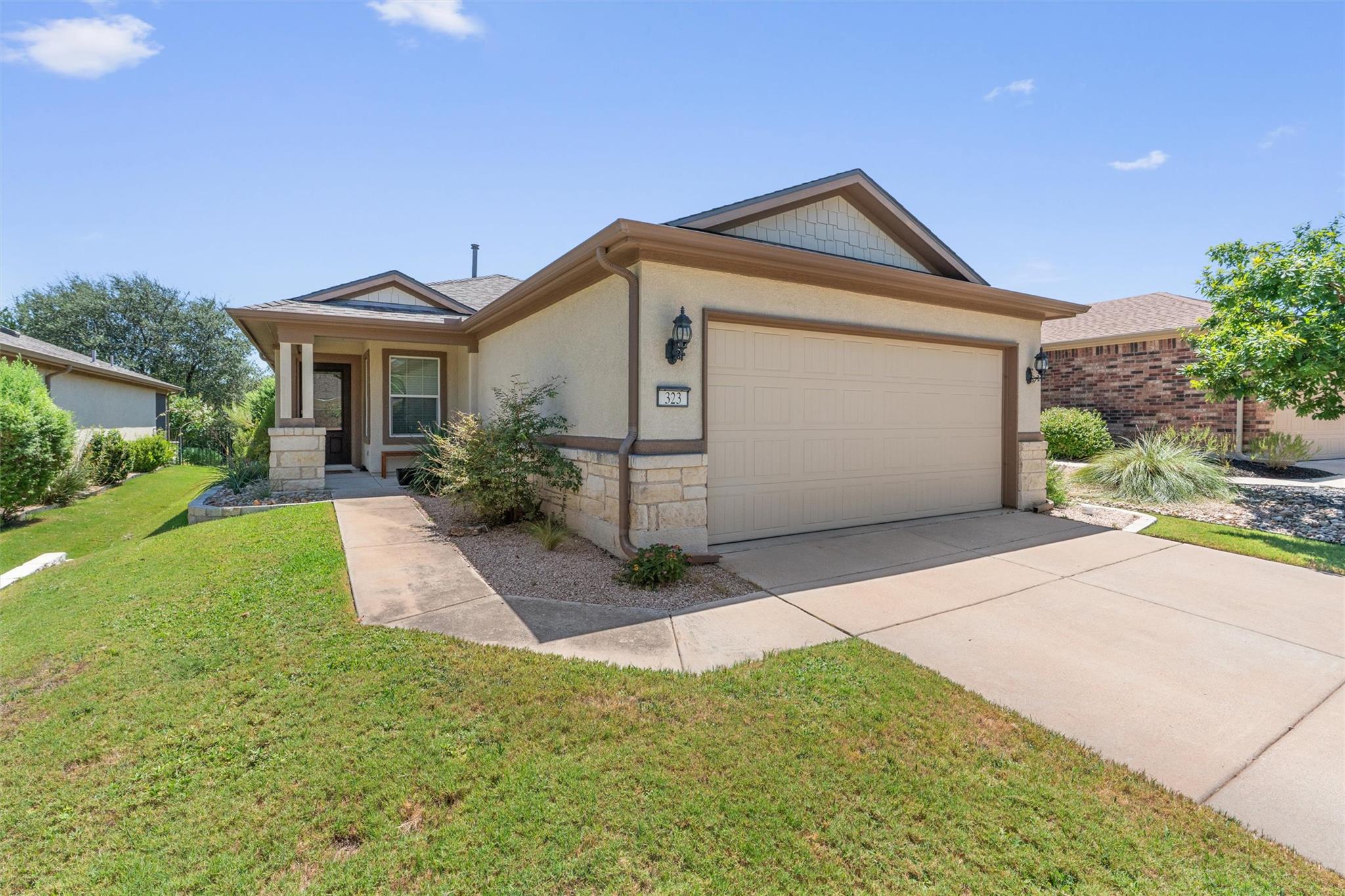 323  Salado Creek Ln, photo 3