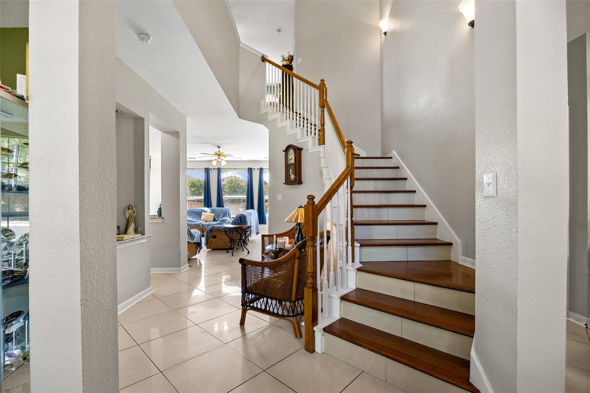 4106  Placid Creek Way, photo 3