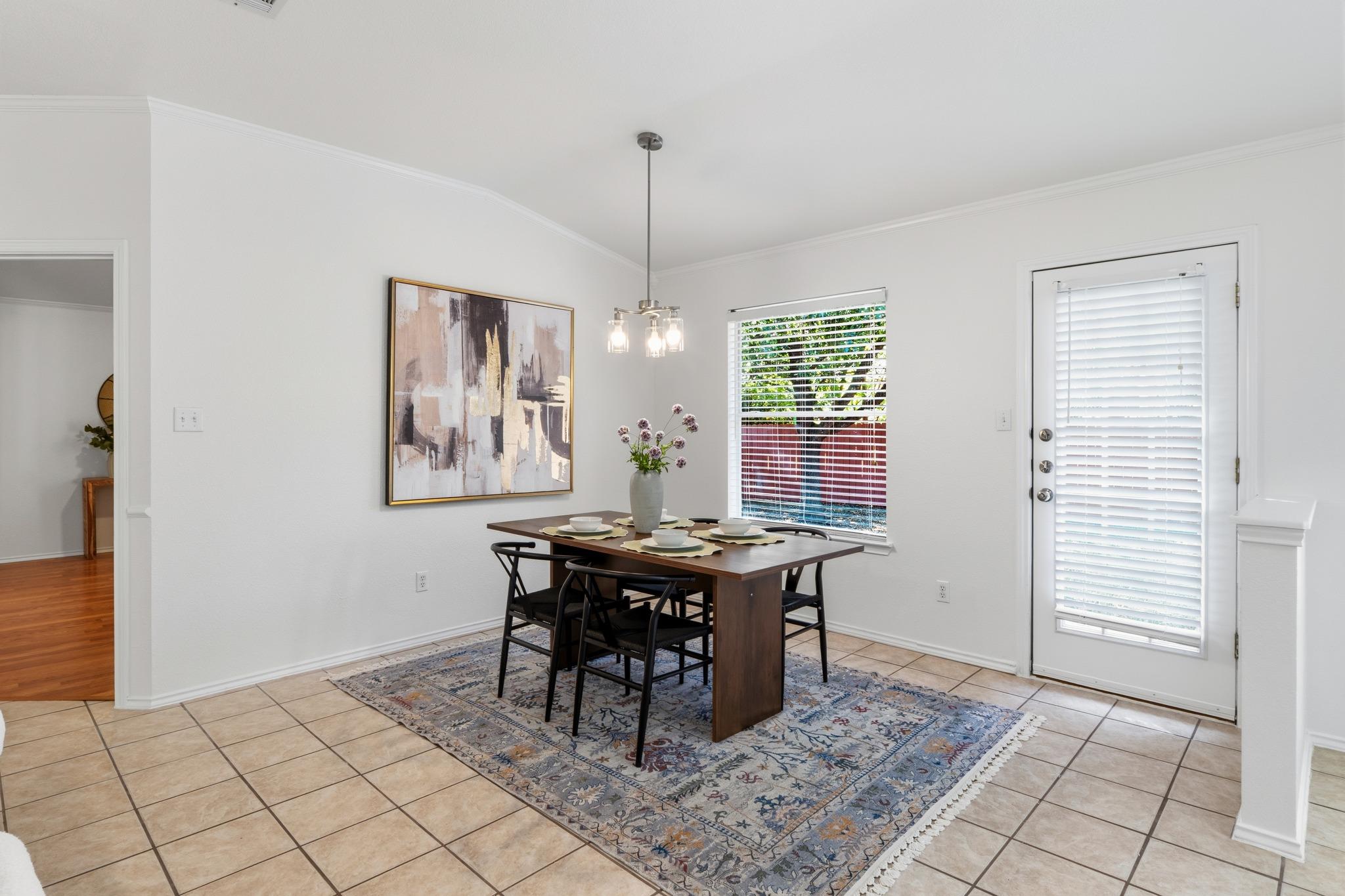 2502  Vernell Way, photo 8