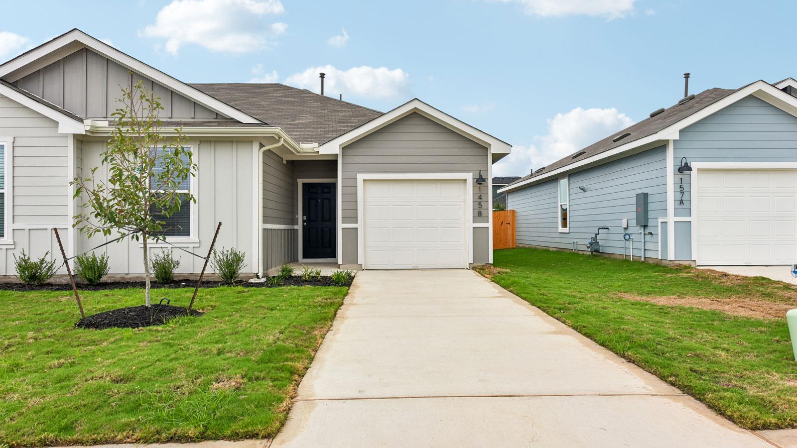 145B Harrison Crossing photo 3